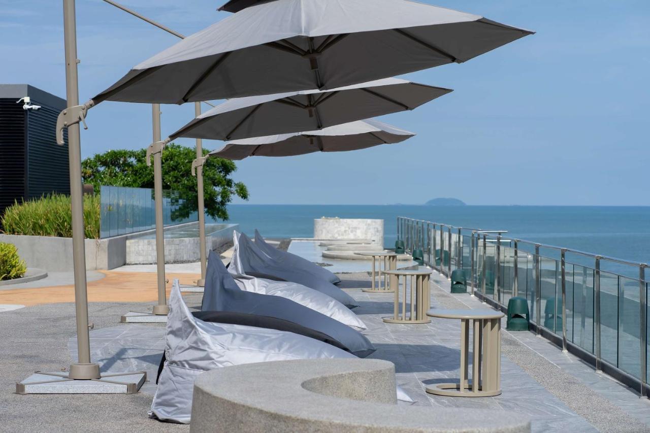 Bayphere Hotel Pattaya Jc Na Chom Thian Dış mekan fotoğraf The Sky Bar